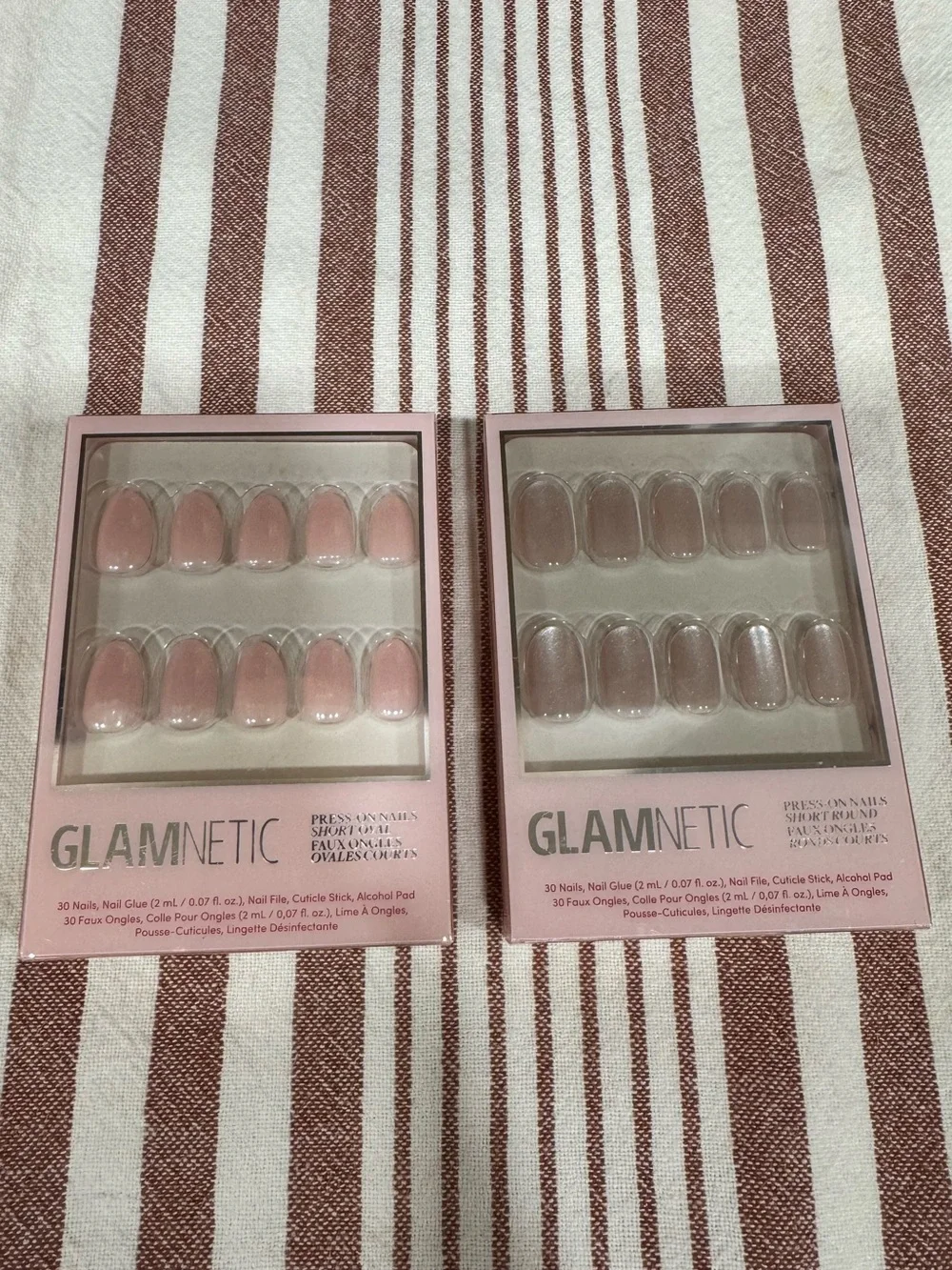 GLAMNETIC Press-On Nails - Set of 3 Short Oval